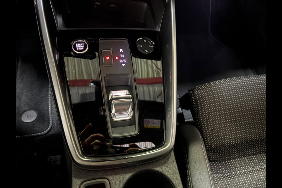 Audi A3 Sportback 40 TFSI e 3x S line panorama