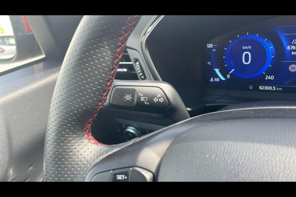 Ford Kuga 1.5 EcoBoost ST-Line X | Winterpakket | Adaptieve Cruise Control | Head-up Display | Electrische achterklep
