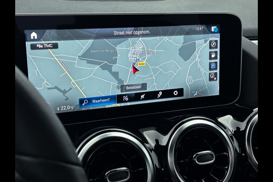Mercedes-Benz B-Klasse 180 Business Solution | Achteruitrijcamera | Lichtmetalen velgen | Navigatie | Parking support | Trekhaak | Electrisch achterklep Inclusief 24 maanden MB Certified garantie voor Europa.