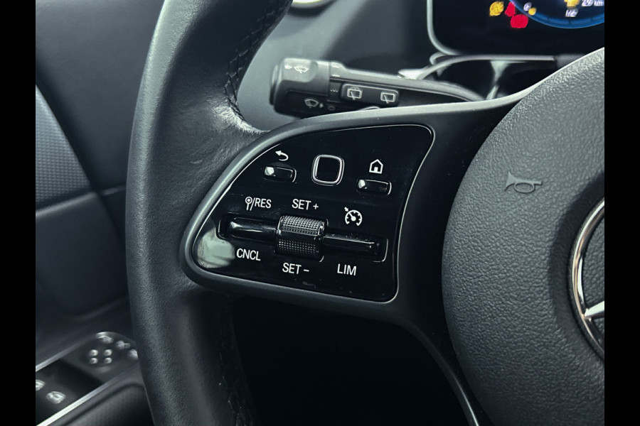 Mercedes-Benz B-Klasse 180 Business Solution | Achteruitrijcamera | Lichtmetalen velgen | Navigatie | Parking support | Trekhaak | Electrisch achterklep Inclusief 24 maanden MB Certified garantie voor Europa.