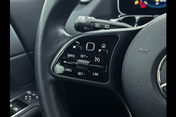Mercedes-Benz B-Klasse 180 Business Solution | Achteruitrijcamera | Lichtmetalen velgen | Navigatie | Parking support | Trekhaak | Electrisch achterklep Inclusief 24 maanden MB Certified garantie voor Europa.