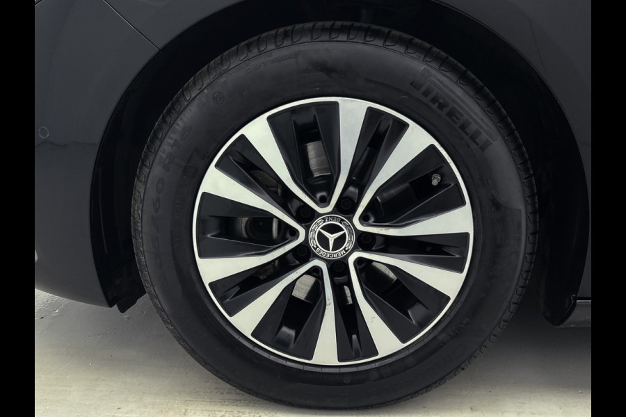 Mercedes-Benz B-Klasse 180 Business Solution | Achteruitrijcamera | Lichtmetalen velgen | Navigatie | Parking support | Trekhaak | Electrisch achterklep Inclusief 24 maanden MB Certified garantie voor Europa.