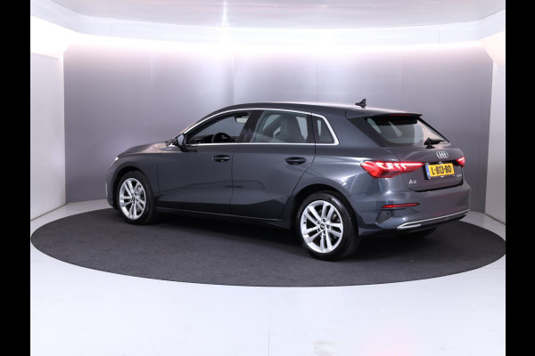 Audi A3 Sportback 30 TFSI Attitude 110PK Automaat | Navigatie | Parkeersensoren | Sportstoelen | 17" LM velgen |