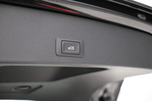 Audi Q2 30 TFSI S Edition S-line, Leer, Climate,