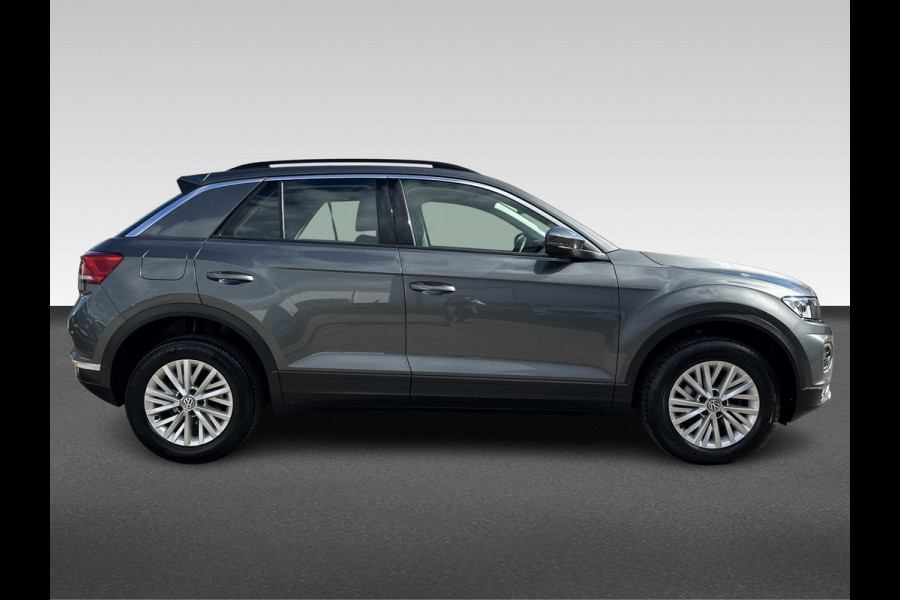 Volkswagen T-Roc 1.5 TSI Style  | automaat | trekhaak|  Active Info Display | LED koplampen