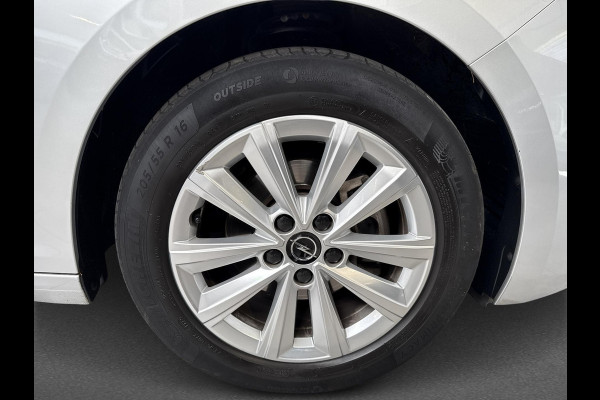 Opel Astra 1.2 Edition | Climate & Cruise Control | Apple Carplay / Android Auto