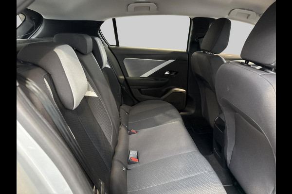 Opel Astra 1.2 Edition | Climate & Cruise Control | Apple Carplay / Android Auto