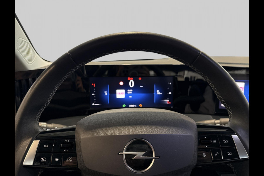 Opel Astra 1.2 Edition | Climate & Cruise Control | Apple Carplay / Android Auto