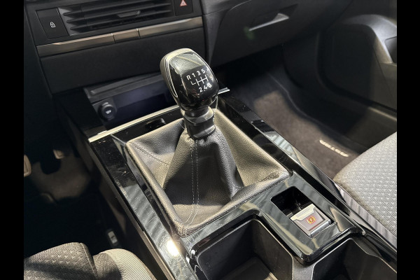 Opel Astra 1.2 Edition | Climate & Cruise Control | Apple Carplay / Android Auto