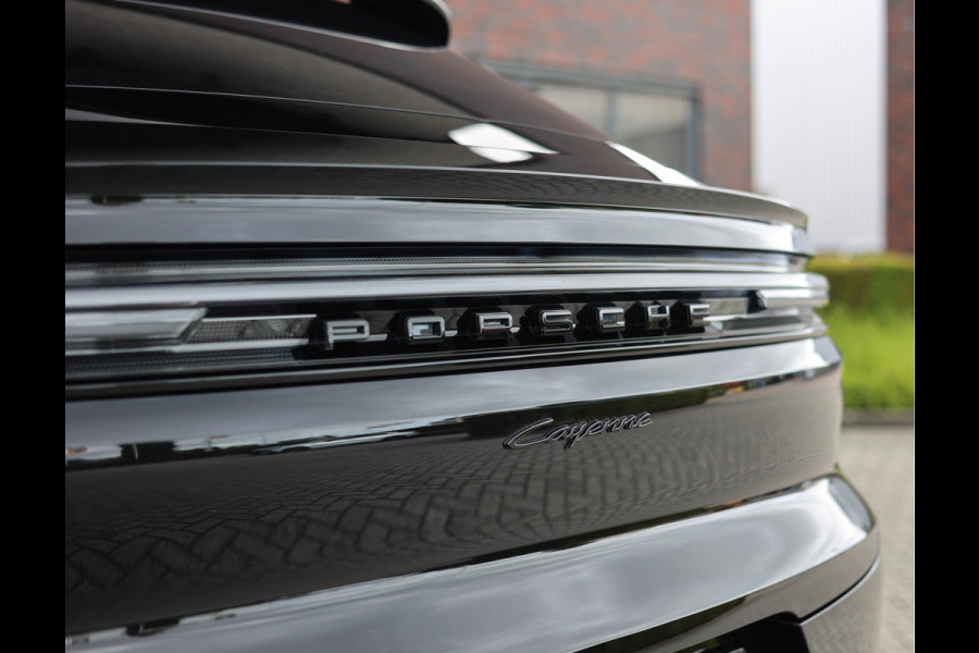 Porsche Cayenne Coupé 3.0 E-Hybrid *4wielsturing*Pano*Trekhaak*Sport Chrono*