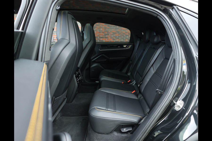 Porsche Cayenne Coupé 3.0 E-Hybrid *4wielsturing*Pano*Trekhaak*Sport Chrono*