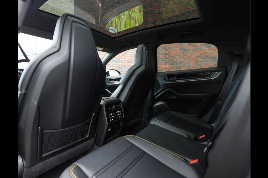 Porsche Cayenne Coupé 3.0 E-Hybrid *4wielsturing*Pano*Trekhaak*Sport Chrono*