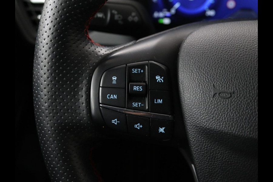 Ford Focus 1.0 EcoBoost ST Line X | Panoramadak | Stoel & stuurverwarming | Adaptive cruise | Camera | Carplay | Full LED | Trekhaak | Climate control | Navigatie