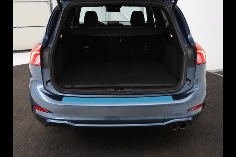 Ford Focus 1.0 EcoBoost ST Line X | Panoramadak | Stoel & stuurverwarming | Adaptive cruise | Camera | Carplay | Full LED | Trekhaak | Climate control | Navigatie