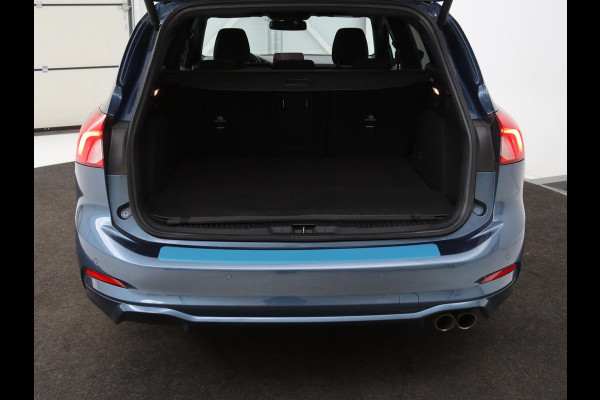 Ford Focus 1.0 EcoBoost ST Line X | Panoramadak | Stoel & stuurverwarming | Adaptive cruise | Camera | Carplay | Full LED | Trekhaak | Climate control | Navigatie