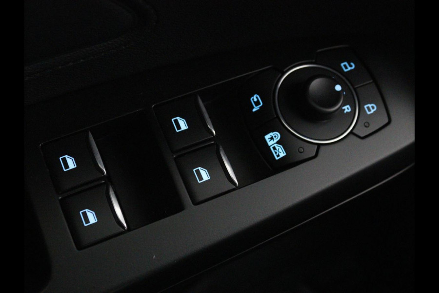 Ford Focus 1.0 EcoBoost ST Line X | Panoramadak | Stoel & stuurverwarming | Adaptive cruise | Camera | Carplay | Full LED | Trekhaak | Climate control | Navigatie