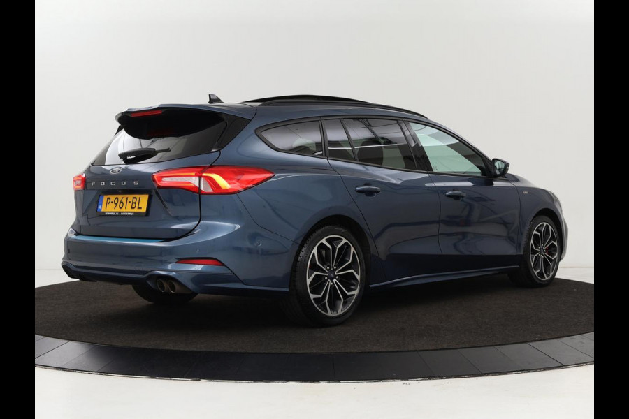 Ford Focus 1.0 EcoBoost ST Line X | Panoramadak | Stoel & stuurverwarming | Adaptive cruise | Camera | Carplay | Full LED | Trekhaak | Climate control | Navigatie