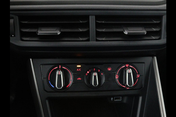 Volkswagen Polo 1.0 TSI Comfortline | Navigatie | Parkeerhulp | Cruise control | Airco | Dodehoek detectie | Bluetooth | 17'' lichtmetalen velgen