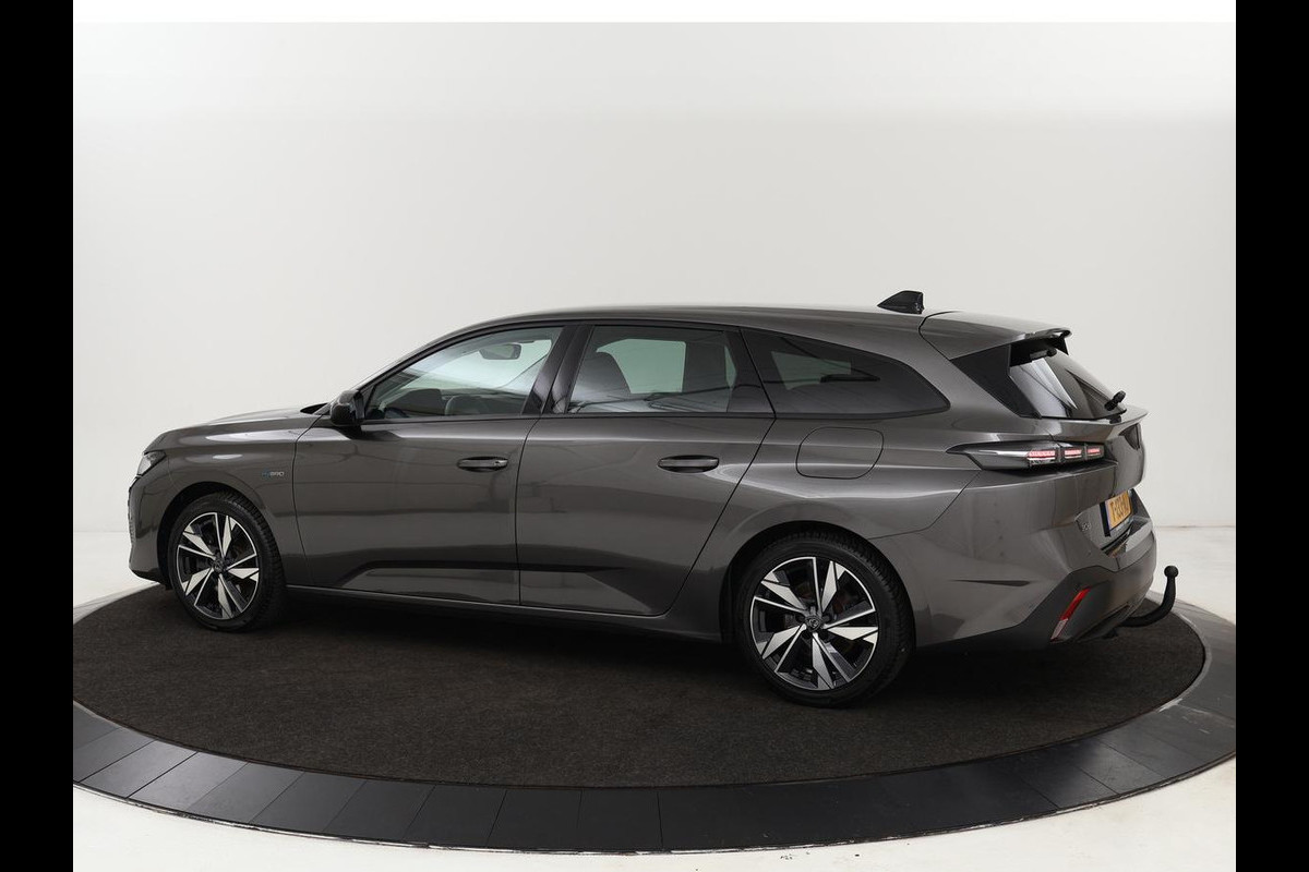 Peugeot 308 1.6 PHEV Active Pack Business | Stoelverwarming | Trekhaak | Carplay | Half leder | Sportstoelen | Navigatie | Full LED