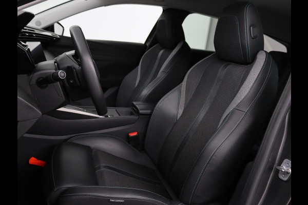 Peugeot 308 1.6 PHEV Active Pack Business | Stoelverwarming | Trekhaak | Carplay | Half leder | Sportstoelen | Navigatie | Full LED