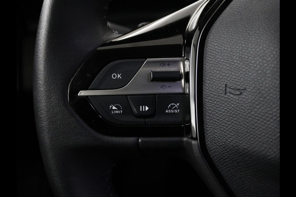 Peugeot 308 1.6 PHEV Active Pack Business | Stoelverwarming | Trekhaak | Carplay | Half leder | Sportstoelen | Navigatie | Full LED
