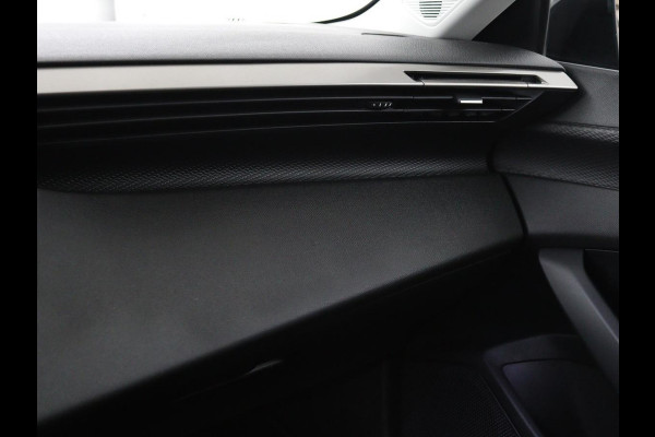 Peugeot 308 1.6 PHEV Active Pack Business | Stoelverwarming | Trekhaak | Carplay | Half leder | Sportstoelen | Navigatie | Full LED