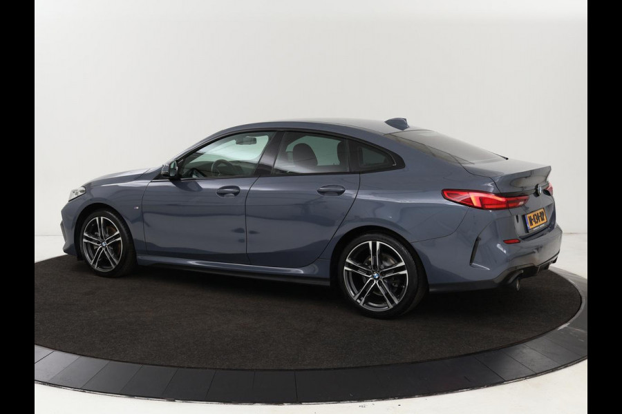 BMW 2 Serie Gran Coupé 218i M Sport | Stoelverwarming | Adaptive cruise | Carplay | Trekhaak | Sportstoelen | DAB | Half leder | Live Cockpit | Climate control
