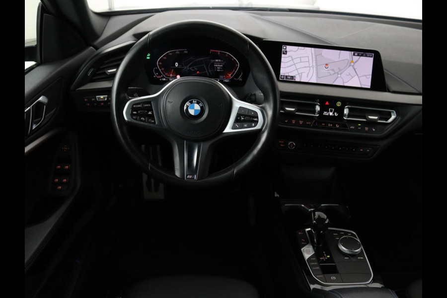 BMW 2 Serie Gran Coupé 218i M Sport | Stoelverwarming | Adaptive cruise | Carplay | Trekhaak | Sportstoelen | DAB | Half leder | Live Cockpit | Climate control