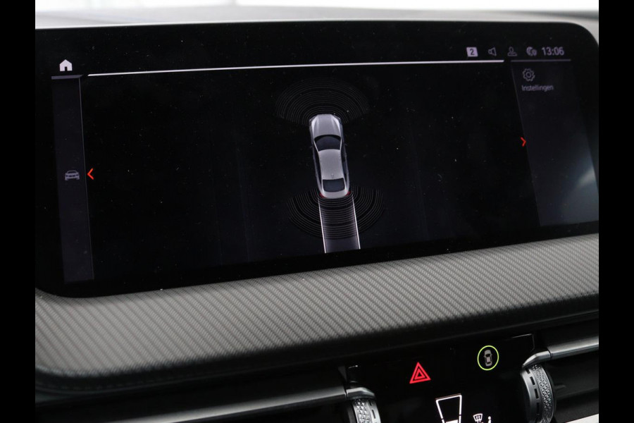 BMW 2 Serie Gran Coupé 218i M Sport | Stoelverwarming | Adaptive cruise | Carplay | Trekhaak | Sportstoelen | DAB | Half leder | Live Cockpit | Climate control