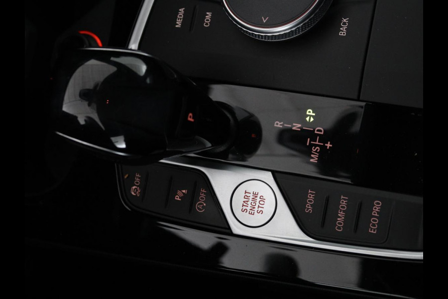 BMW 2 Serie Gran Coupé 218i M Sport | Stoelverwarming | Adaptive cruise | Carplay | Trekhaak | Sportstoelen | DAB | Half leder | Live Cockpit | Climate control