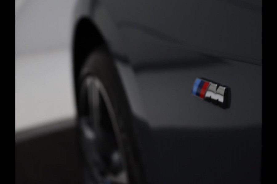 BMW 2 Serie Gran Coupé 218i M Sport | Stoelverwarming | Adaptive cruise | Carplay | Trekhaak | Sportstoelen | DAB | Half leder | Live Cockpit | Climate control