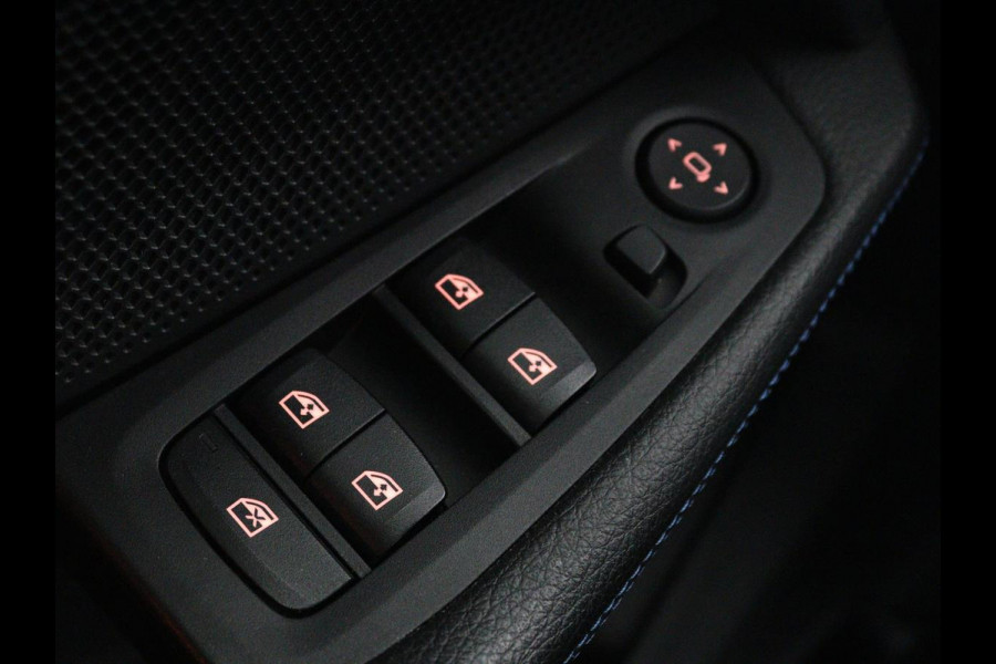 BMW 2 Serie Gran Coupé 218i M Sport | Stoelverwarming | Adaptive cruise | Carplay | Trekhaak | Sportstoelen | DAB | Half leder | Live Cockpit | Climate control