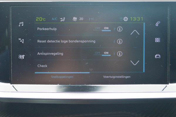 Peugeot e-208 EV Allure Pack 50 kWh | € 13.140,- excl. BTW | Parkeercamera