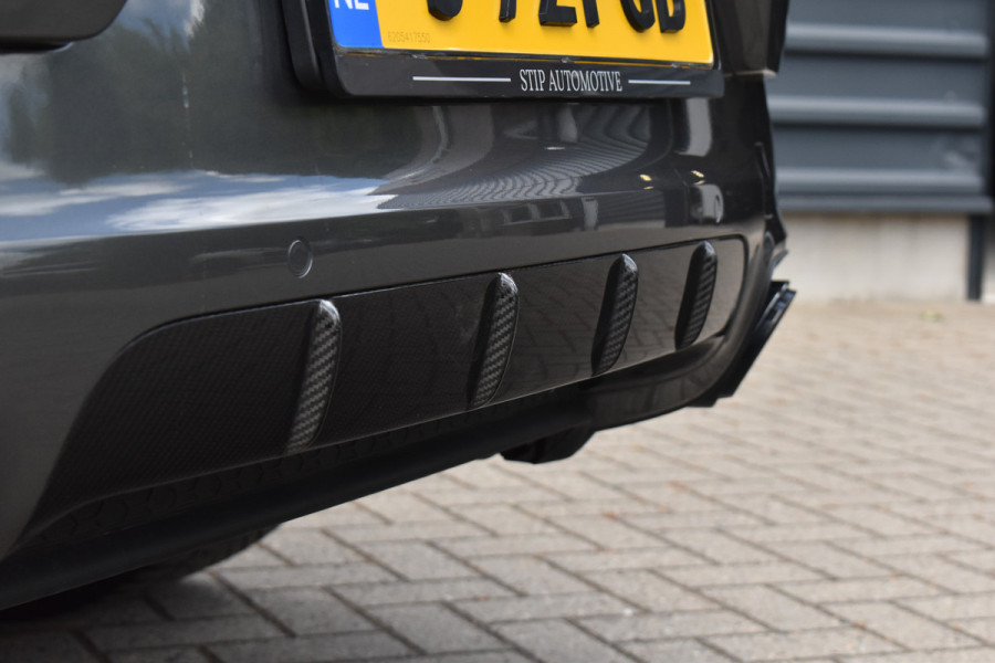 Porsche Cayenne Coupé 3.0 E-Hybrid 462pk Lightweight Package | Carbon Exterieur | Carbon Dak | 22'' GT Design Wielen | Sportuitlaat |