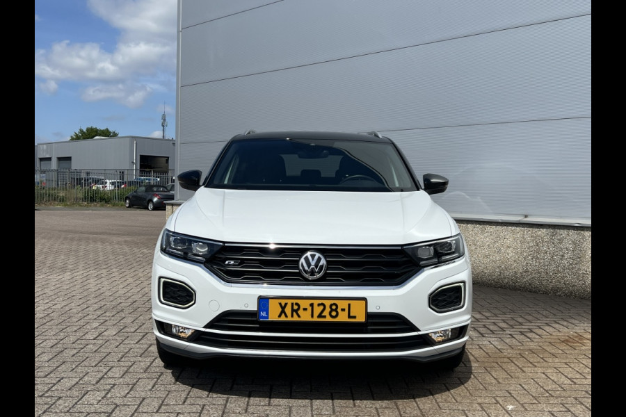 Volkswagen T-Roc 1.5 TSI R-LINE, VIRTUAL COCKPIT, KEYLESS, CAMERA