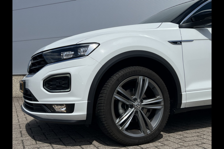 Volkswagen T-Roc 1.5 TSI R-LINE, VIRTUAL COCKPIT, KEYLESS, CAMERA