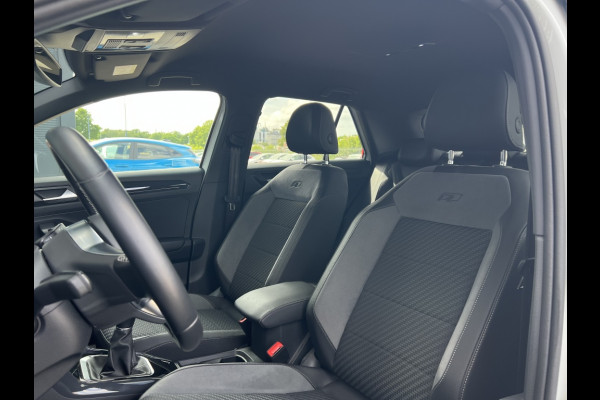 Volkswagen T-Roc 1.5 TSI R-LINE, VIRTUAL COCKPIT, KEYLESS, CAMERA