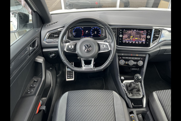 Volkswagen T-Roc 1.5 TSI R-LINE, VIRTUAL COCKPIT, KEYLESS, CAMERA
