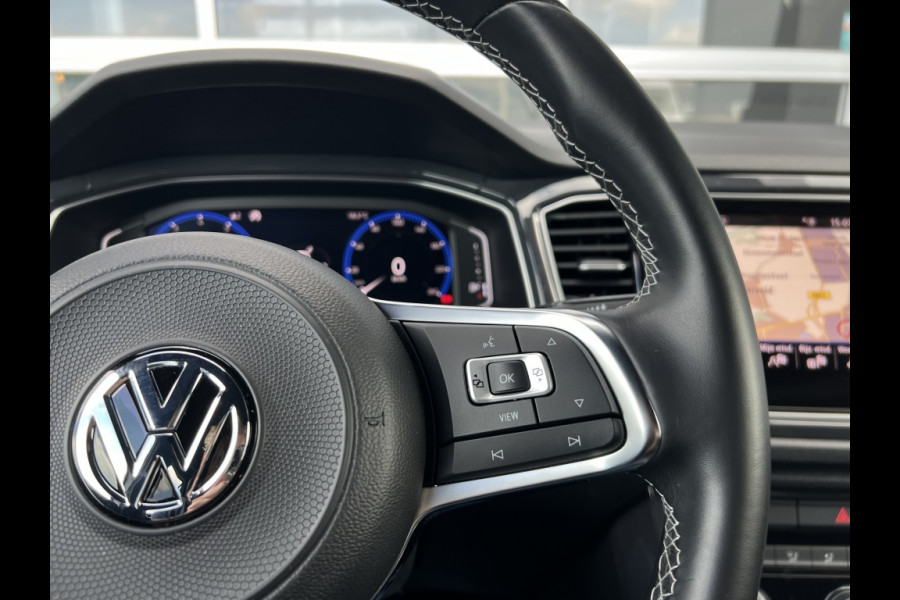 Volkswagen T-Roc 1.5 TSI R-LINE, VIRTUAL COCKPIT, KEYLESS, CAMERA