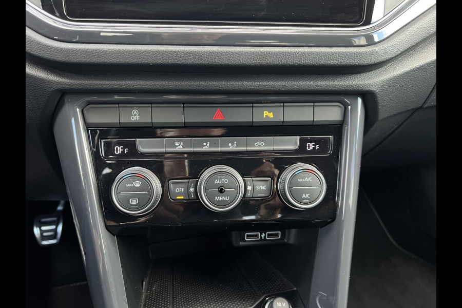 Volkswagen T-Roc 1.5 TSI R-LINE, VIRTUAL COCKPIT, KEYLESS, CAMERA