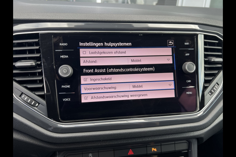 Volkswagen T-Roc 1.5 TSI R-LINE, VIRTUAL COCKPIT, KEYLESS, CAMERA