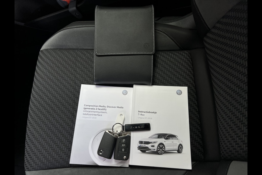 Volkswagen T-Roc 1.5 TSI R-LINE, VIRTUAL COCKPIT, KEYLESS, CAMERA