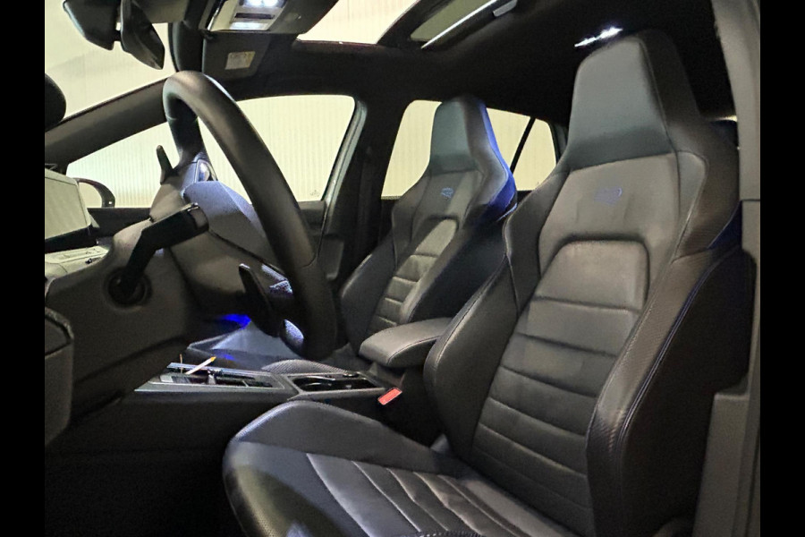 Volkswagen Golf 2.0 TSI R 4Motion | AKRAPOVIC | IQ LIGHTS | HARMAN KARDON | PANO