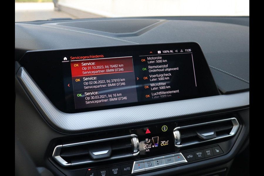 BMW 2 Serie Gran Coupé 220i M Sport High Executive | Panodak | Stuurwiel verwarmd | ambient |