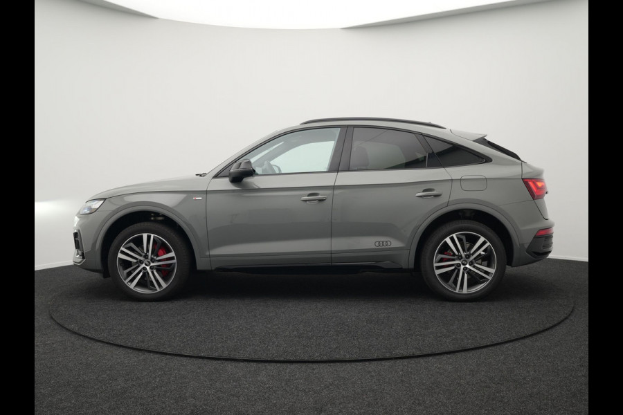 Audi Q5 Sportback 50 TFSI e S Line Plug In Hybrid Dealer O.H PHEV | Trekhaak af Fabriek | Adaptive Cruise | Matrix LED | 20"L.M | Lederen Sportstoelen Verwarmd | Virtual | Keyless |
