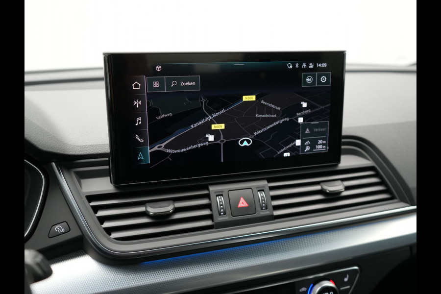Audi Q5 Sportback 50 TFSI e S Line Plug In Hybrid Dealer O.H PHEV | Trekhaak af Fabriek | Adaptive Cruise | Matrix LED | 20"L.M | Lederen Sportstoelen Verwarmd | Virtual | Keyless |