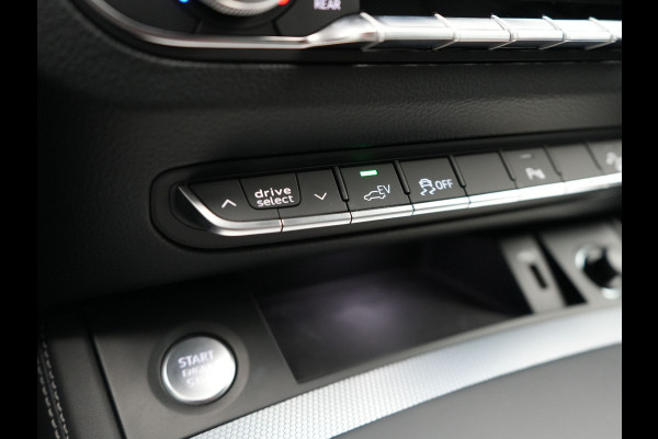Audi Q5 Sportback 50 TFSI e S Line Plug In Hybrid Dealer O.H PHEV | Trekhaak af Fabriek | Adaptive Cruise | Matrix LED | 20"L.M | Lederen Sportstoelen Verwarmd | Virtual | Keyless |