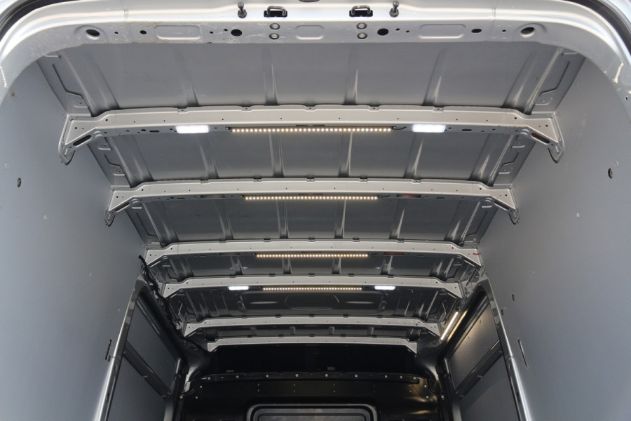 MAN TGE 50 2.0 TDI 177 | Aut. | 2x Schuifdeur | Standkachel | Massage | Airco..