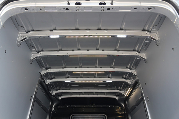 MAN TGE 50 2.0 TDI 177 | Aut. | 2x Schuifdeur | Standkachel | Massage | Airco..