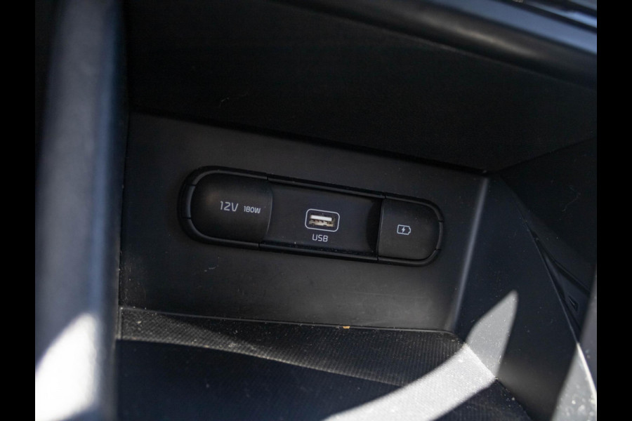 Kia Niro 1.6 GDi PHEV DynamicLine l Navigatie l Achteruitrijcamera l